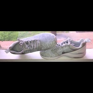 Women’s Nike Air Max